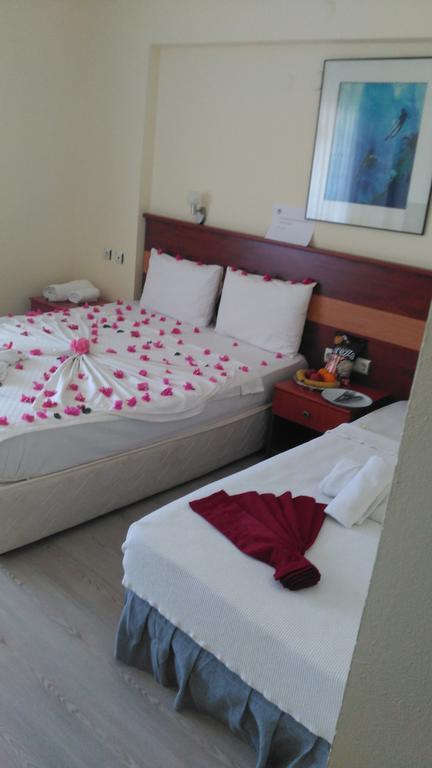 Hotel First Class Didim Ngoại thất bức ảnh